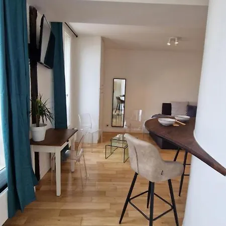 Innocenti Paris Extérieur photo