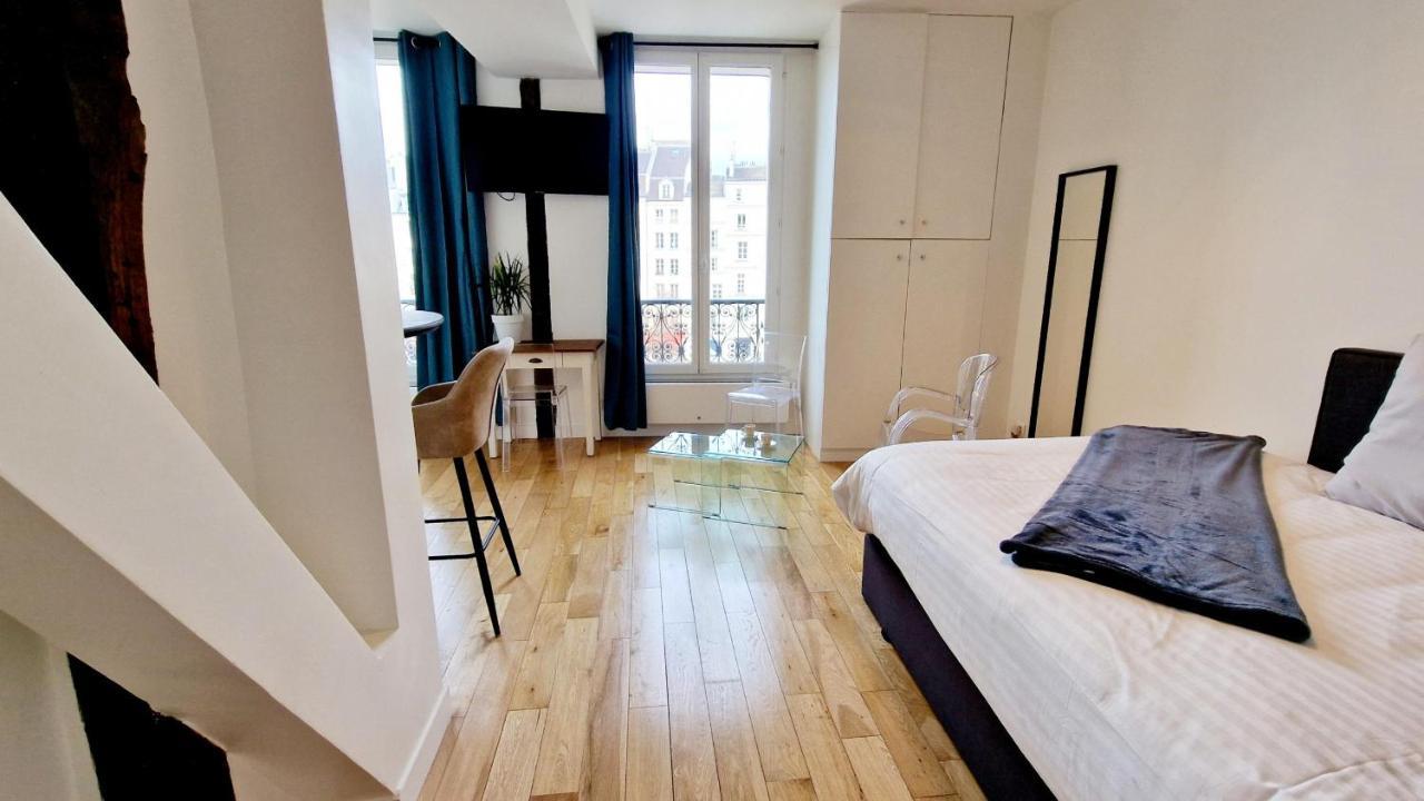 Innocenti París